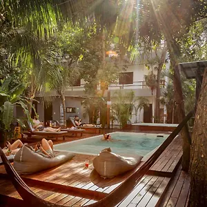  Auberge de jeunesse Che & Bar Adults Only
