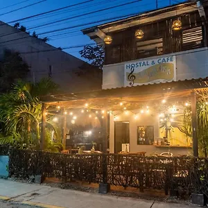  Hostel Cha Cha Cha